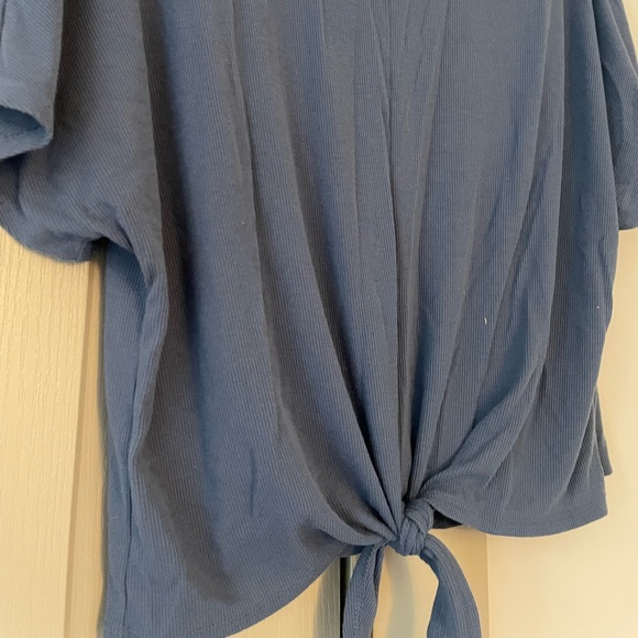 Cropped Tie Front Athletic Top - Picture 1 of 3